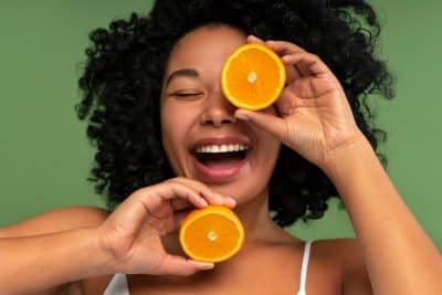 Vitamina C: Para qué sirve y qué beneficios aporta al cuerpo