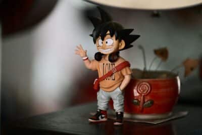 Qué accesorios acompañan mejor a las figuras de acción