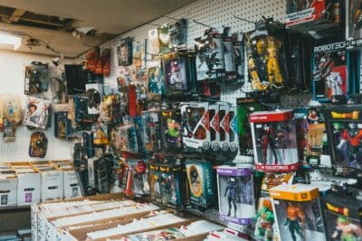 Cómo limpiar y cuidar figuras de acción de colección