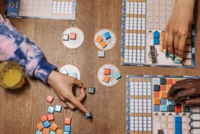 ¿Cómo elegir un juego de mesa según el número de participantes?