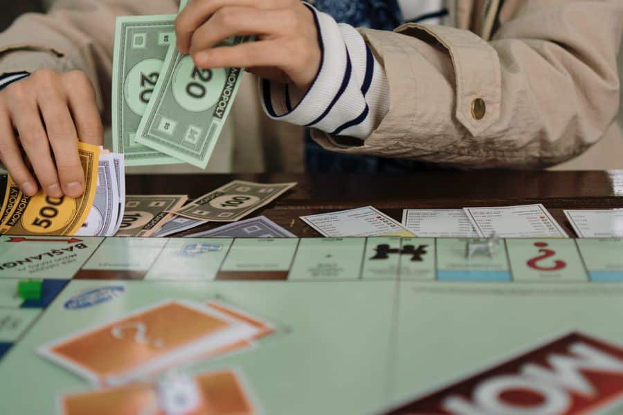 Juego de mesa Monopoly clásico