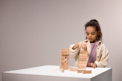 Cómo estimular la creatividad con juegos de construcción