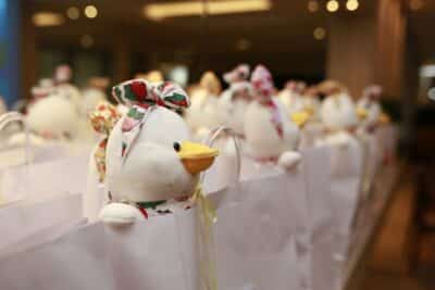 Peluches como regalo: cómo elegir el ideal según la persona
