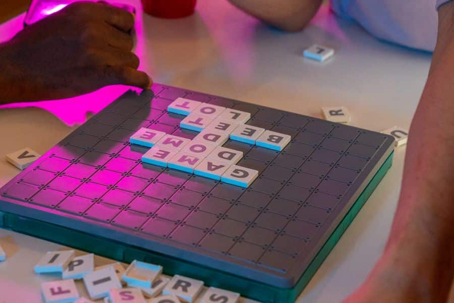 juegos mesa cooperativos fichas letras 1 Juegos de mesa cooperativos con fichas de letras